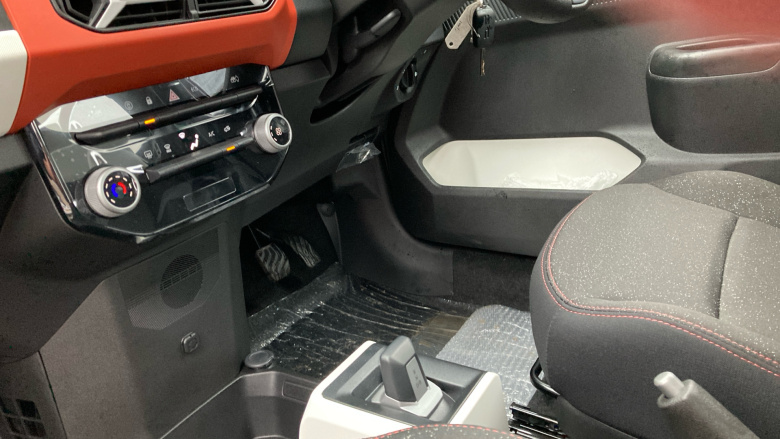 Dacia Spring 27kWh Expression 65 48kW 5dr Auto Electric Hatchback